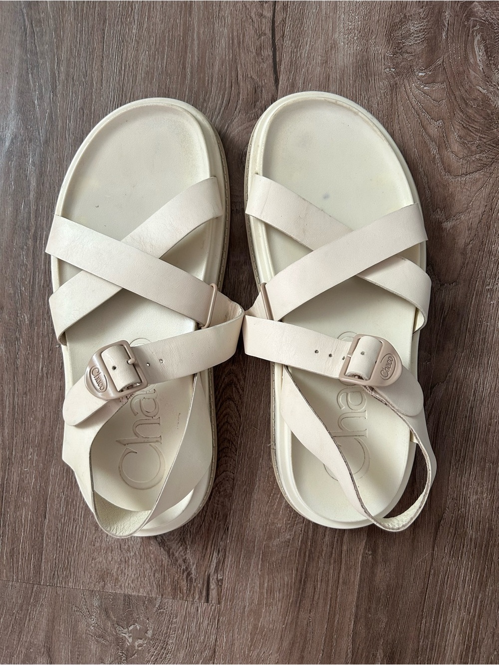 Cream Leather Strappy Buckle Women’s Sandals